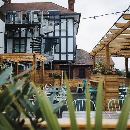 The Dukeries Lodge, Edwinstowe, Nottinghamshire Екстер'єр фото