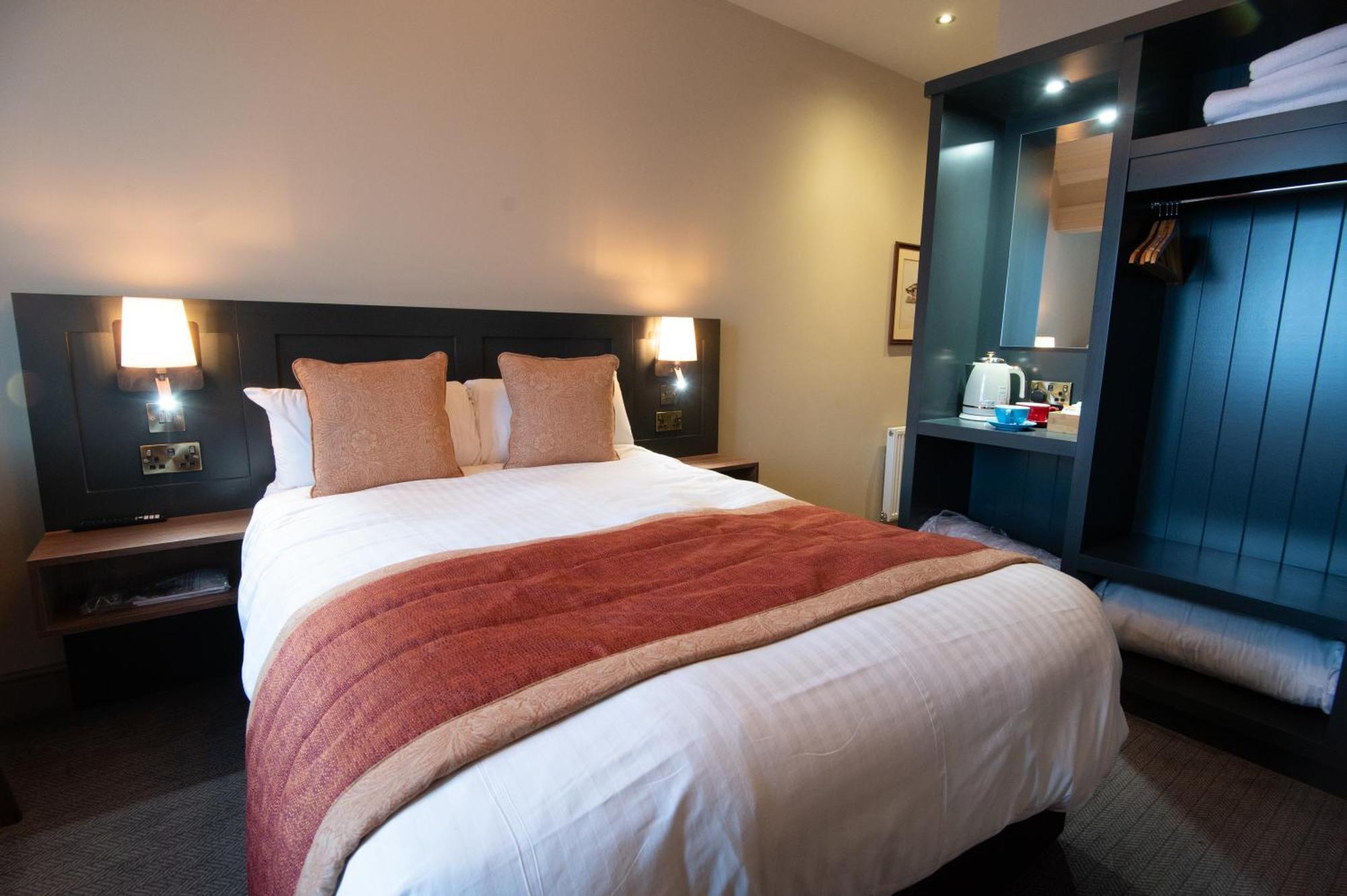 The Dukeries Lodge, Edwinstowe, Nottinghamshire Екстер'єр фото