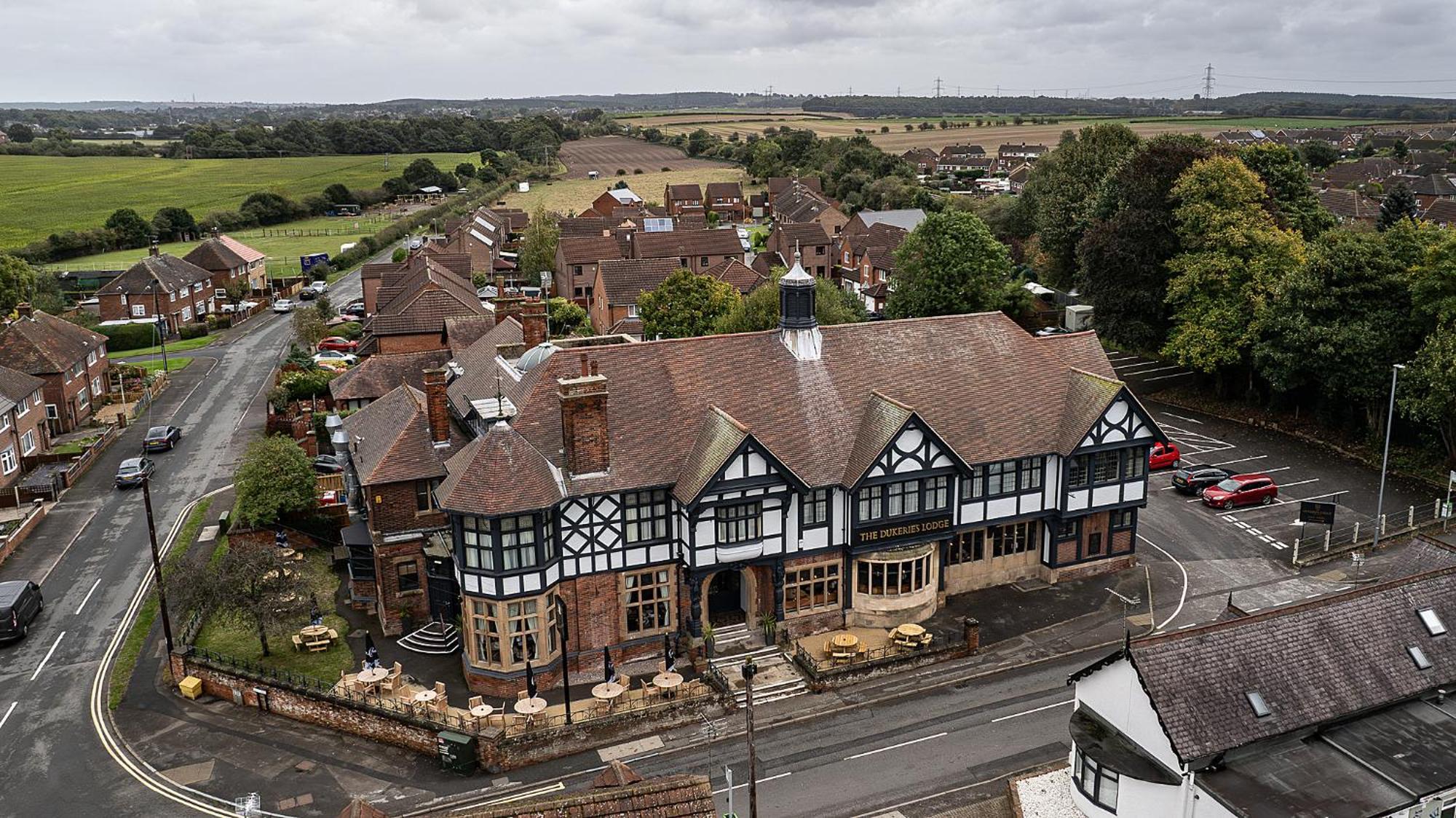 The Dukeries Lodge, Edwinstowe, Nottinghamshire Екстер'єр фото