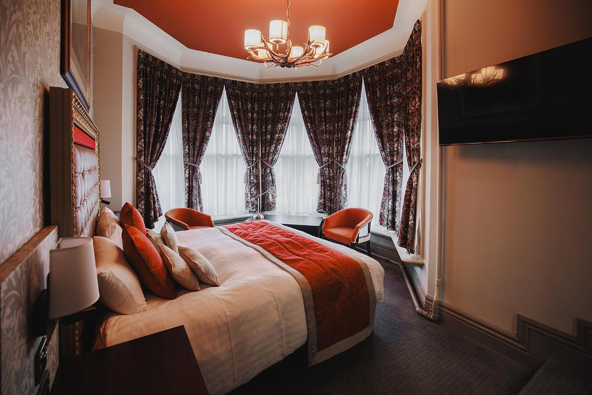 The Dukeries Lodge, Edwinstowe, Nottinghamshire Екстер'єр фото